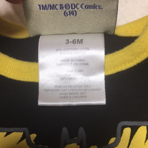 3-6m (4/$20) Assorted Batman Fanwear Onesies - Picture 11 of 11